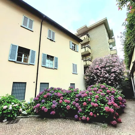 Апартаменты Vacanze Il Tulipano - Private Parking *